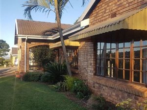3 Bed House in Lester Park
