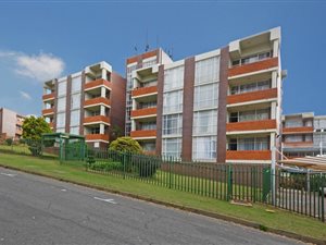 2 Bed Flat in Honey Hill