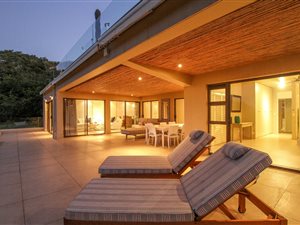 4 Bed Apartment in Plettenberg Bay