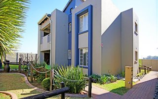 2 Bedroom Townhouse in Brentwood