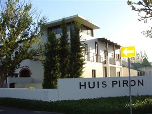 1 Bedroom Apartment in Stellenbosch Central