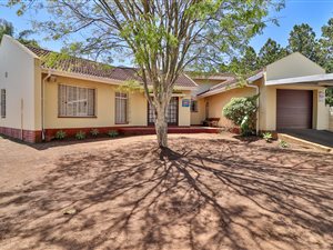 3 Bed House in Hayfields