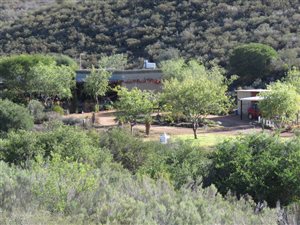 144 ha Farm in Barrydale