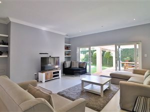 3 Bed House in Orchards