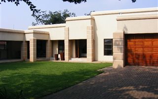 3 Bedroom House in General Alberts Park