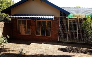2 Bedroom Flat in Bela-Bela (Warmbaths)