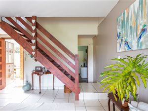 3 Bed Duplex in Glen Hills