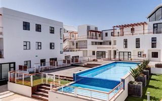 2 Bedroom Apartment in Melkbosstrand