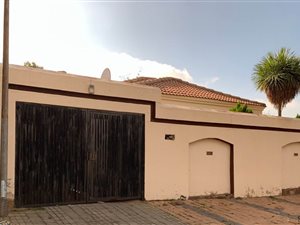 2 Bed House in Diepkloof