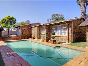 4 Bed House in Radiokop