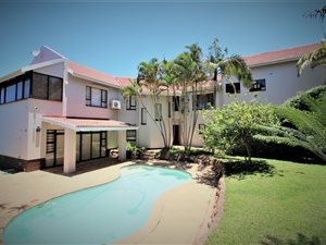 5 Bed House in Zinkwazi Beach