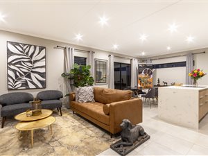 4 Bed House in Kya Sands