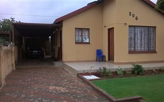 3 Bedroom House in Nellmapius