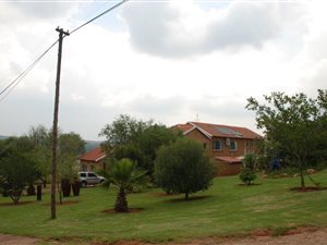 4 Bed House in Honingklip AH