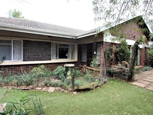 4 Bed House in Pelham