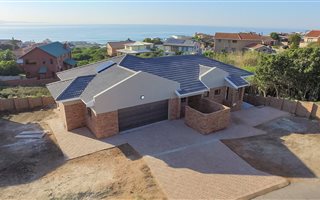 4 Bedroom House in Wavecrest