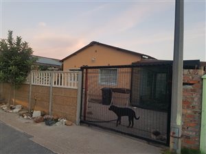 2 Bed House in Belhar