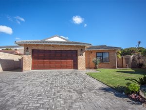 3 Bed Townhouse in Lorraine