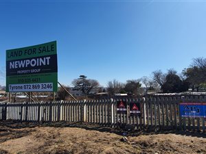 8731 m² Land available in Linbro Park