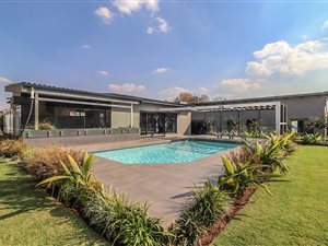4 Bed House in Sonneveld