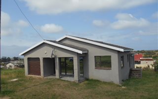 4 Bedroom House in Gamalakhe A