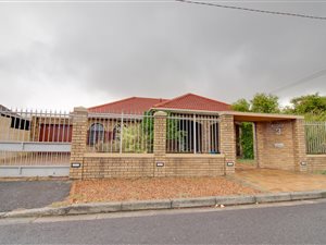 4 Bedroom House in Newfields