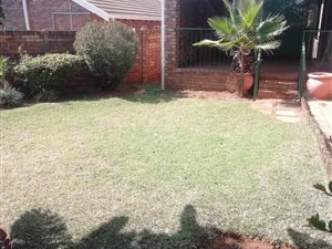 3 Bed Simplex in Lynnwood Ridge