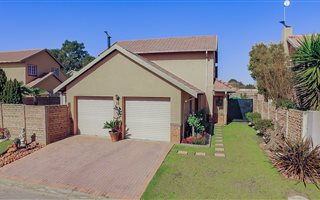 3 Bedroom Cluster in Bonaero Park