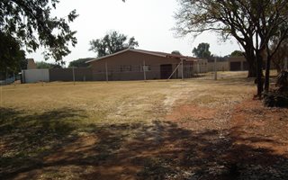 2.3 ha Farm in Tarlton