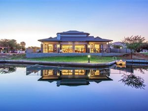 4 Bed House in The Islands Estate