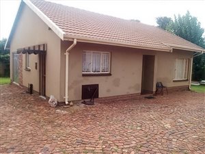 2 Bed House in Kempton Park Central