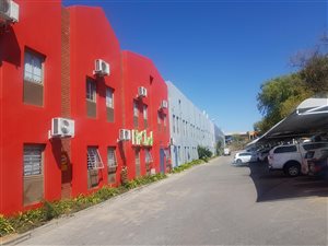 773 m² Industrial space in Bromhof