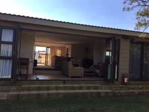 4 Bed House in Vaal Marina
