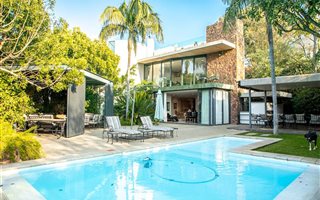 5 Bedroom House in Waterkloof