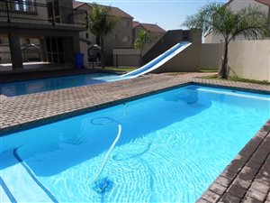 2 Bed Townhouse in Hazeldean (Silverlakes Surroundings)