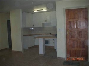 3 Bed Simplex in Winchester Hills