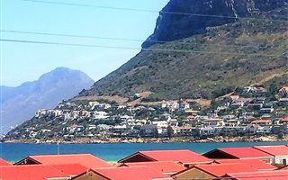 1 Bedroom Apartment in Fish Hoek