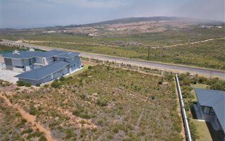 1668 m² Land available in Whale Rock Heights