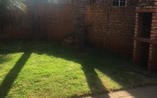 2 Bedroom Townhouse in Highveld