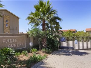 2 Bedroom Apartment in Honeydew
