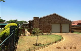 3 Bedroom House in Sharon Park