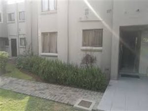 2 Bed Apartment in Bloubosrand