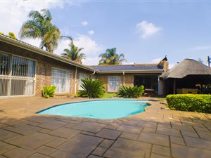 3 Bed House in Sunward Park