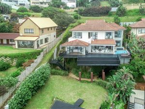 5 Bed House in Sheffield Beach