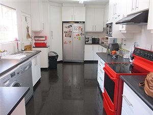 3 Bed House in Suideroord