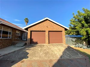 3 Bed House in Amberfield Crest