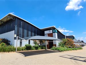 1070 m² Industrial space in Meadowdale