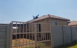 3 Bedroom House in Albertsdal