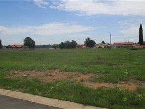 1000 m² Land available in Struisbult