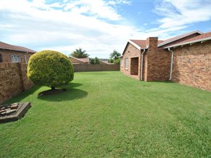 3 Bed Townhouse in Amajuba Park